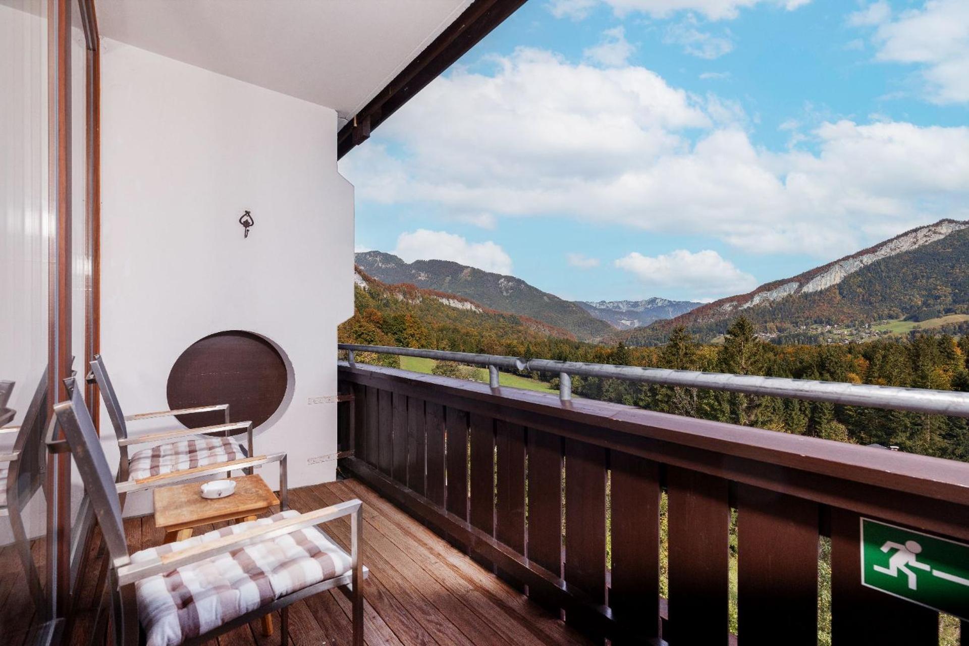 Appartement Predigstuhlblick Mit Indoorpool Und Sauna Bad Goisern Ngoại thất bức ảnh
